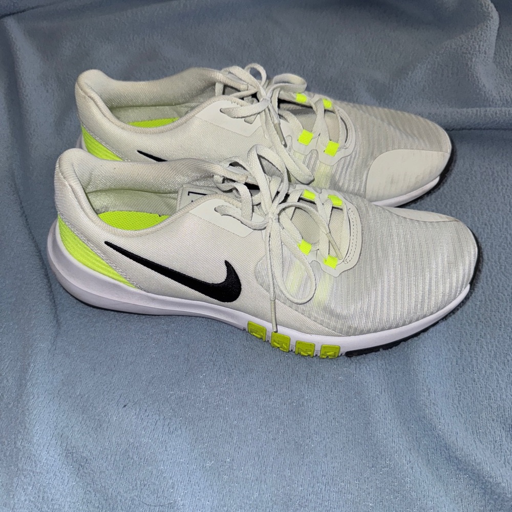 Nike Flex Control 4 White and Neon Training Sneakers
Only worn once
